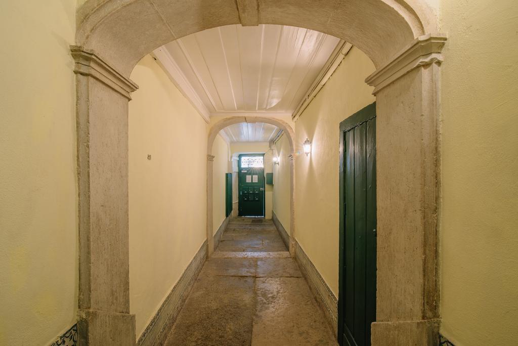 Camoes Deluxe Bairro Alto Lägenhet Lisboa Exteriör bild
