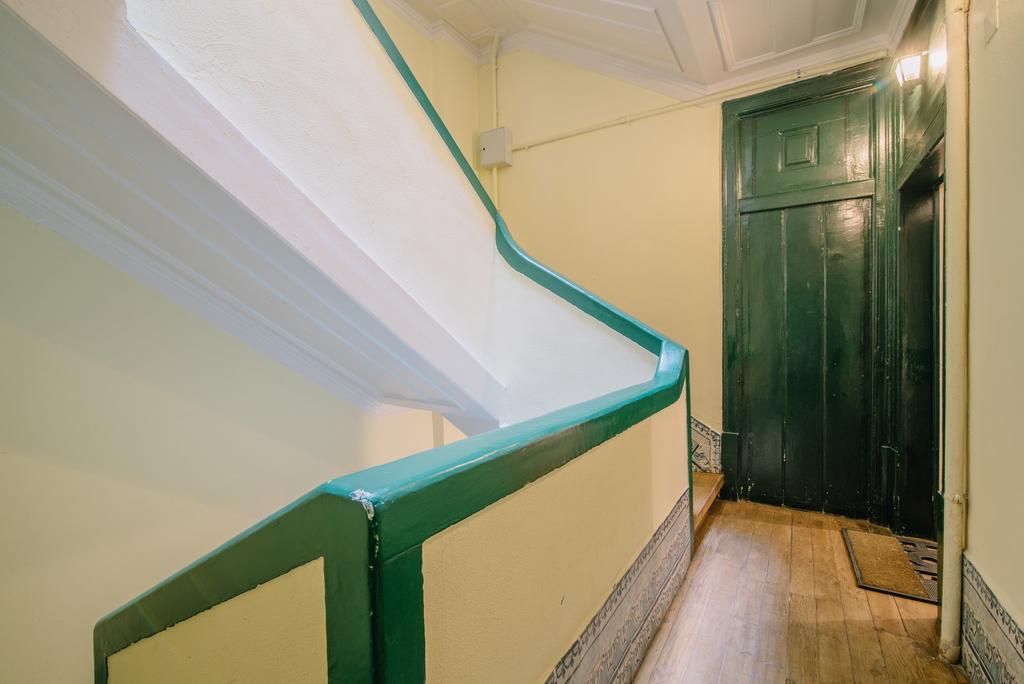 Camoes Deluxe Bairro Alto Lägenhet Lisboa Exteriör bild
