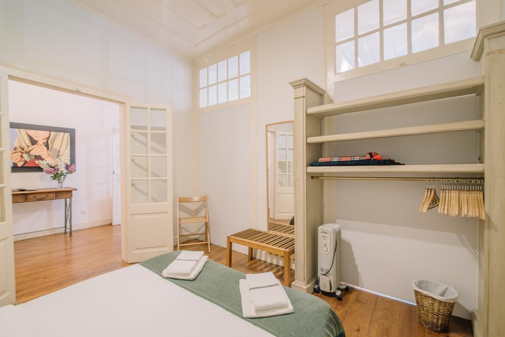 Camoes Deluxe Bairro Alto Lägenhet Lisboa Exteriör bild