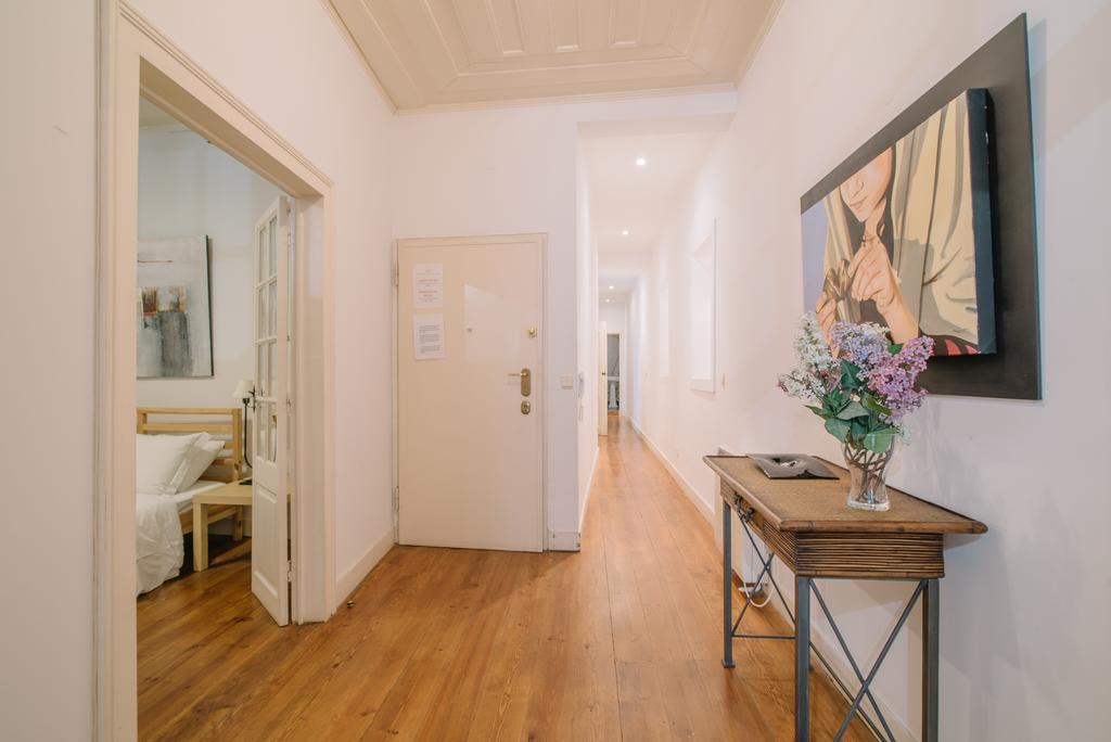 Camoes Deluxe Bairro Alto Lägenhet Lisboa Exteriör bild